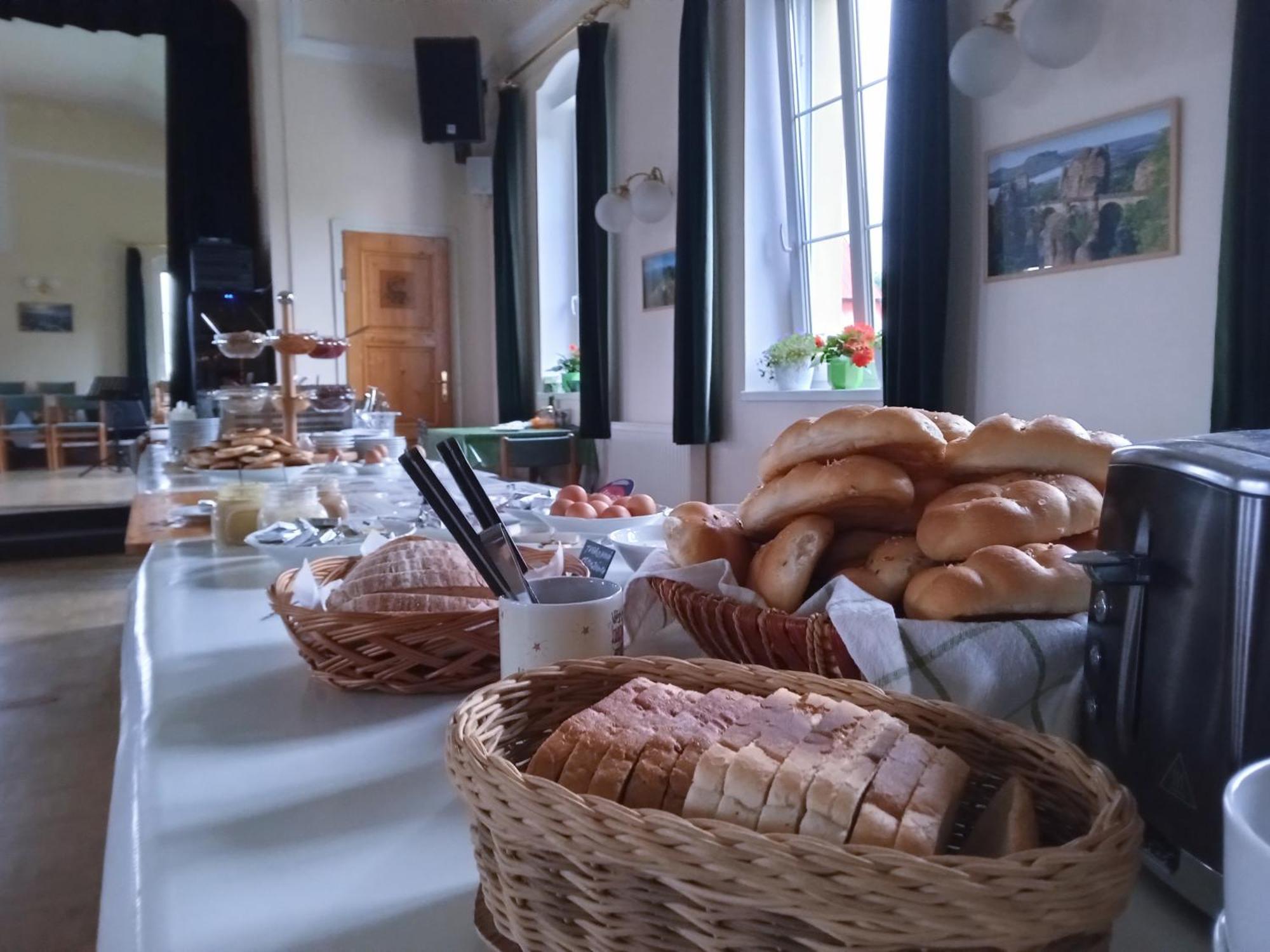 Bušeranda - depandance Hotelu U Zeleného stromu Decin Exterior foto